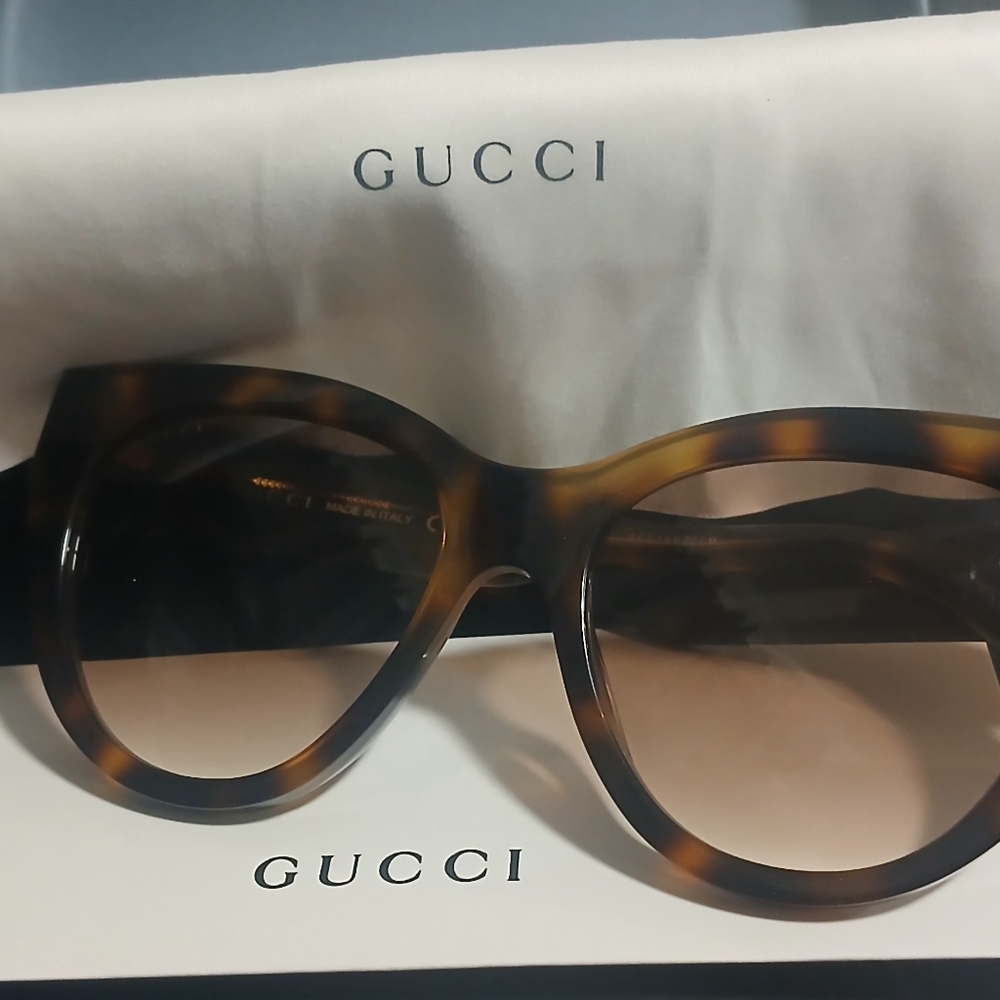 Authentic GUCCI sunglasses Havana Case Made In Italy - Picture 6 of 16